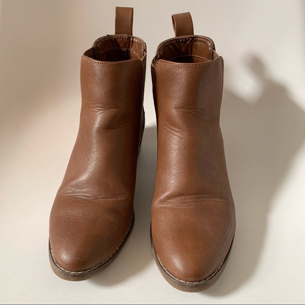 AE Chelsea Boot - Picture 2 of 7